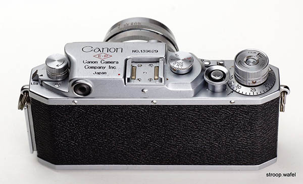 Canon II-F rangefinder camera photo