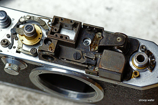 Canon II-F rangefinder camera photo