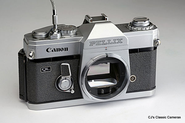 Canon AT-1 photo