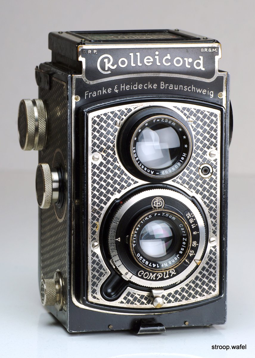 Rolleicord I Art Deco photo. 